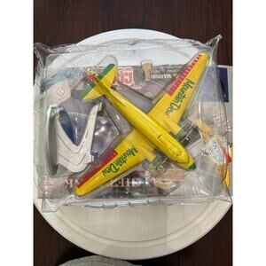 New Mountain Dew Special Edition Golden Classic Die Cast Plane Gift Bank Rare